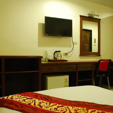 Patong Budget Rooms Экстерьер фото