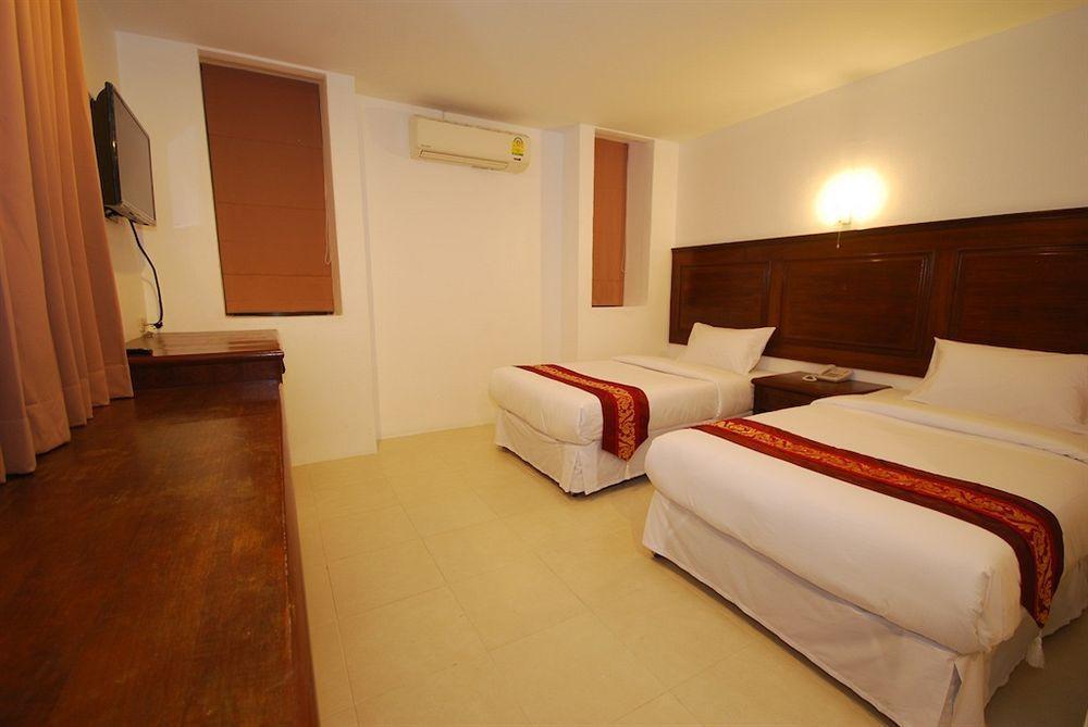 Patong Budget Rooms Экстерьер фото